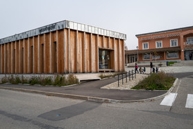 Exposition L comme laine, lien, lieu à la médiathèque de St-Bonnet-en-Champsaur