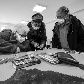 21 avril : jardinage, collages, peinture